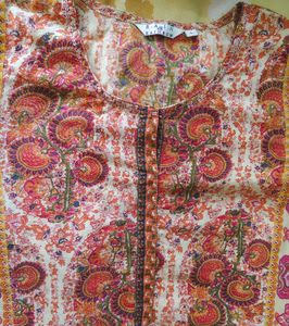 Vibrant Paisley Print Kurta