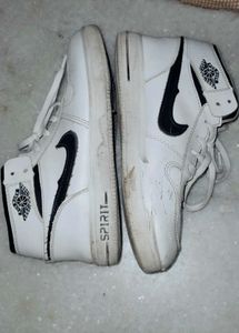 Jordan White High-Top Fashion Sneakers 👟