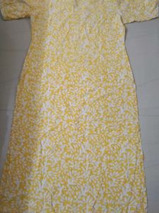 Embroidered Yellow Kurta
