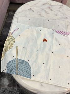 Cute Leaf Print Pillowcase-2
