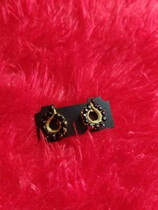 Elegant Black & Gold Earrings