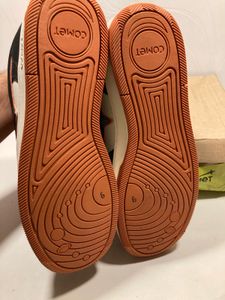 Comet Unisex X Lows Pumpkin Sneakers. ORIGINAL 💯