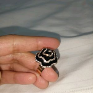 Red Black Golden Rose Ring