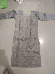 Elegant Grey Embroidered Kurta