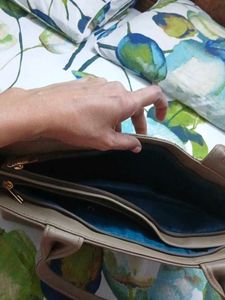 handbags used no returns bags are use