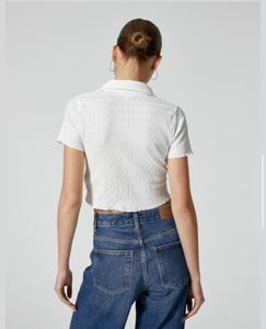 Ruched Collared Cropped Top