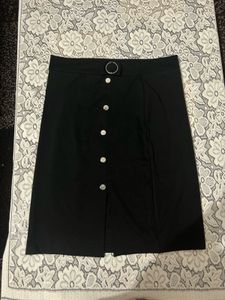 Chic Black Button-Front Skirt