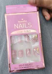 Beautiful Luxe Finish False Nails