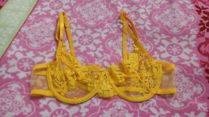 shein lace bra..size  S
