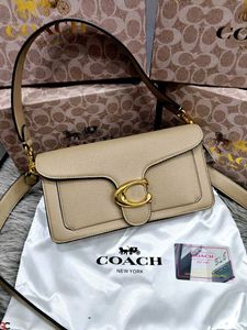 *COACH**TABBY 25 SIGNATURE SHOULDER BAG*
