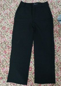 Stylish Black straight leg Pants