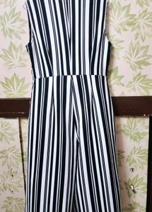 🌚Madame Chic Striped Jumpsuit Dress🌚
