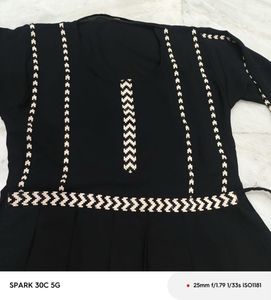 Elegant Black ethnic gown (burqa)