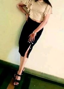 Black Button Slit Skirt