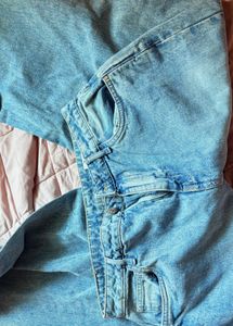 Women's Relaxed Fit Blue Jeans