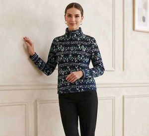 UNIQLO Floral Fleece Jacket