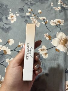 Liquid Concealer - Golden Shade