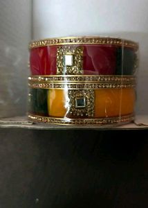 Bangles/Bracelet