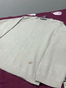 Classic Beige Crew Neck Sweater. (FREE DELIVERY)