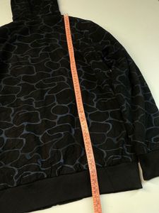 Men's Black Patterned Zip-Up Hoodie
