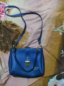 Sling Bag Royal Blue 💙🔵