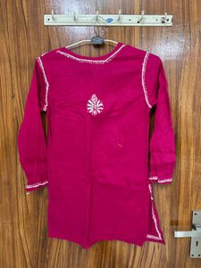 Embroidered Magenta Kurta