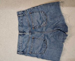 Trendy High-Waisted Denim Shorts✨