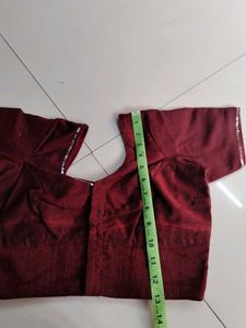 Meroon Khadi Cotton Embroidery Saree...