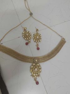 Elegant Gold Necklace & Earring Set