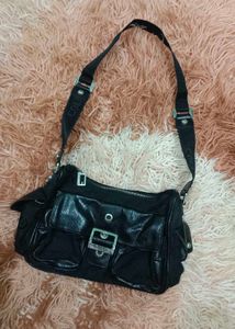 Chic Black Shoulder Bag
