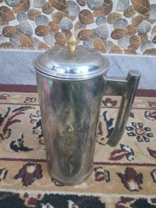 8 containers 1 jug