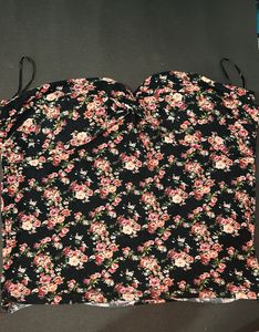 ✨Sale ✨price Drop Cute Floral Tube Top 🌸💐
