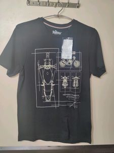 The Roadster Men's Casual Tshirt. New With Tag.