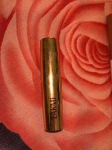 MARS &amp; Lakme Lipstick Duo