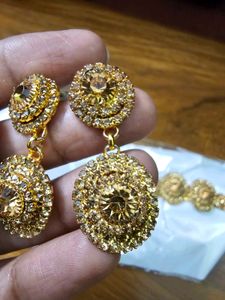 Exquisite Kundan Choker &amp; Earring Set