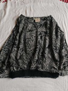 Chic Leaf Print Top