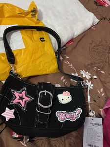 Hello Kitty sling bag