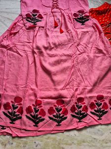Pink Floral Embroidered kurta