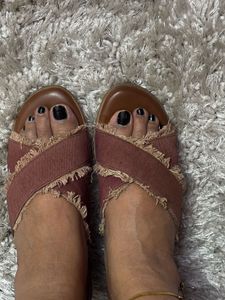 Stylish Brown Fringed Sandals