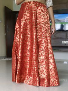 Zari work red lahenga