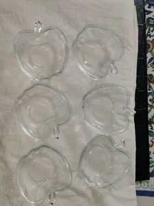 Snack And Dry Fruit Platter In Glass Apple Shape