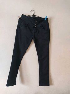 Black Jeans