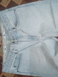 ⚡ ⚡ Flash Sale ⚡ ⚡ Wash Cropped Jeans