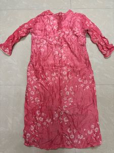 Elegant Pink Floral Print Long Kurti