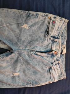Washed Ripped Jeans