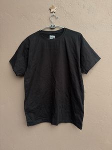 Basic Black T-Shirt