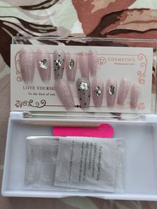 Press On Nails With Stick And Glue