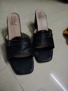 Stylish Black Slip-On Sandals