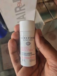 L'Occitane Reine des Pres Illuminating Lotion
