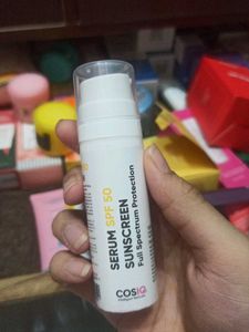 COSIQ Serum SPF 50 Sunscreen